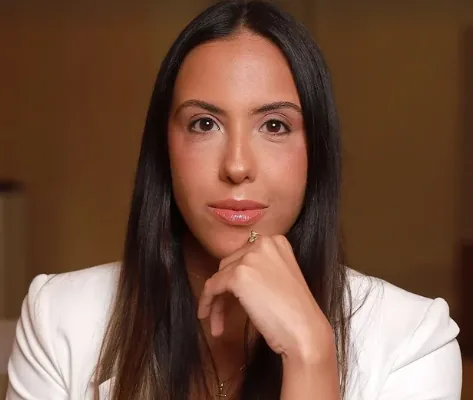 Júlia Fernandes
